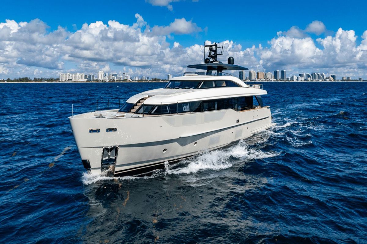 2024 Sanlorenzo 90 