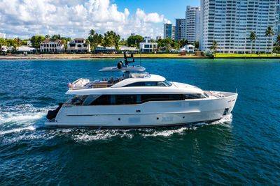 Yacht