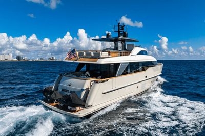 Yacht