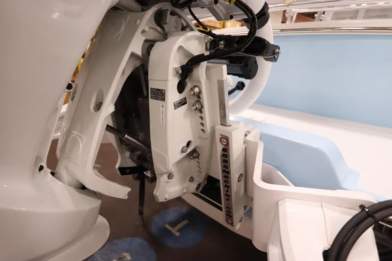  Yacht Photos Pics 2024 SeaCraft 23CC boat engine detail, showcasing modern design and engineering.