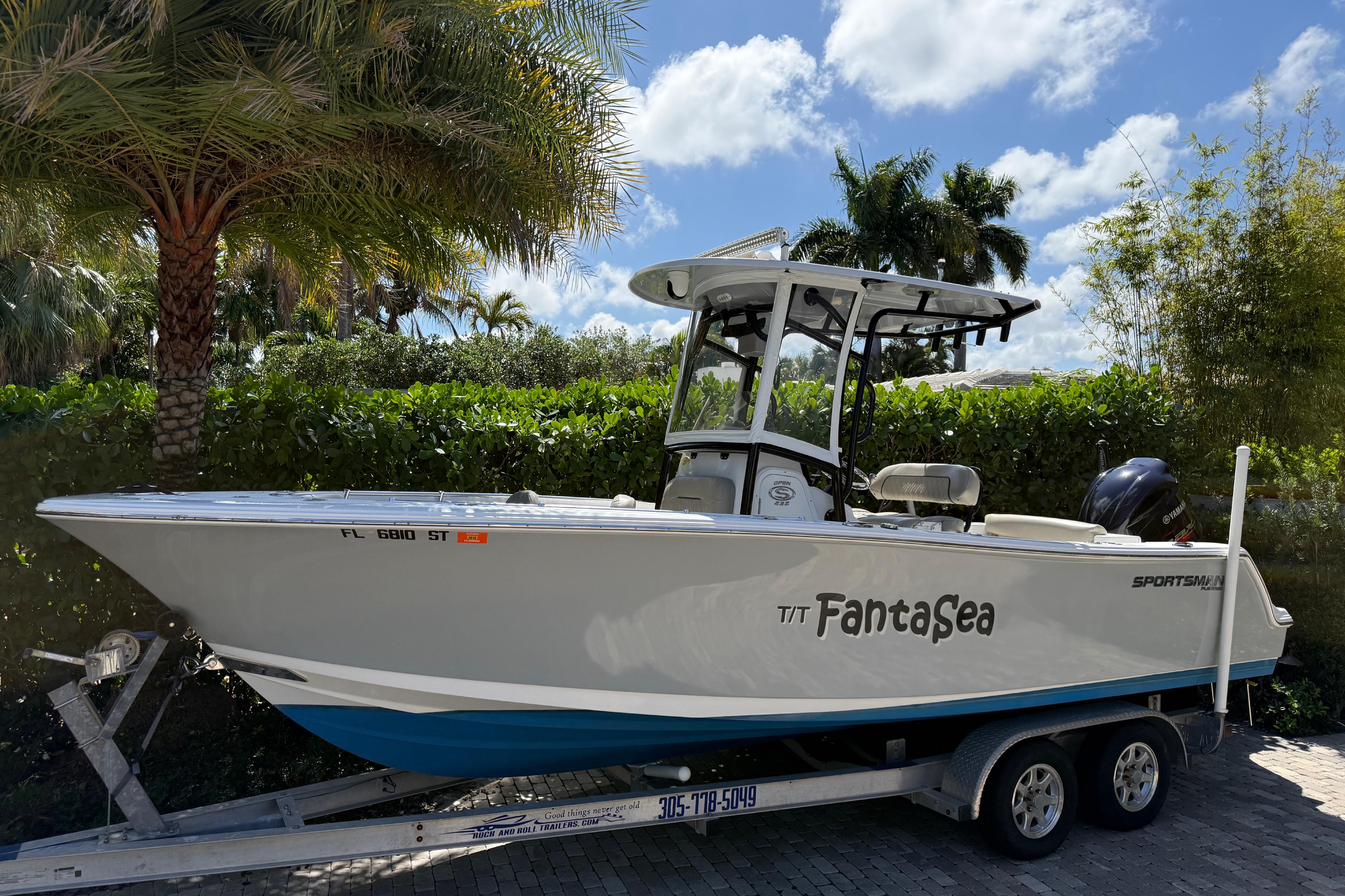 2021 Sportsman Open 232 Center Console