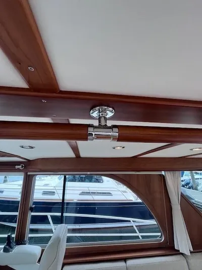 Seventeen Yacht Photos Pics 