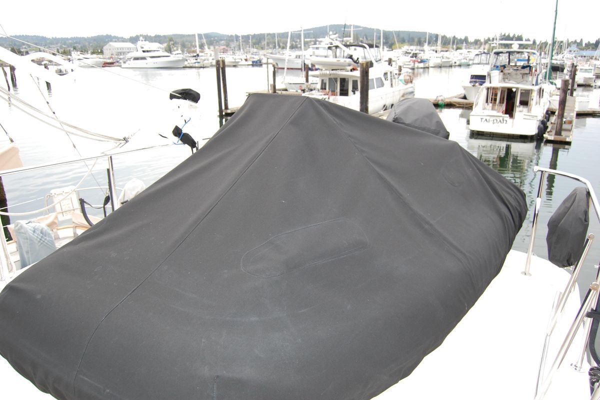 2001 Ocean Alexander 43 