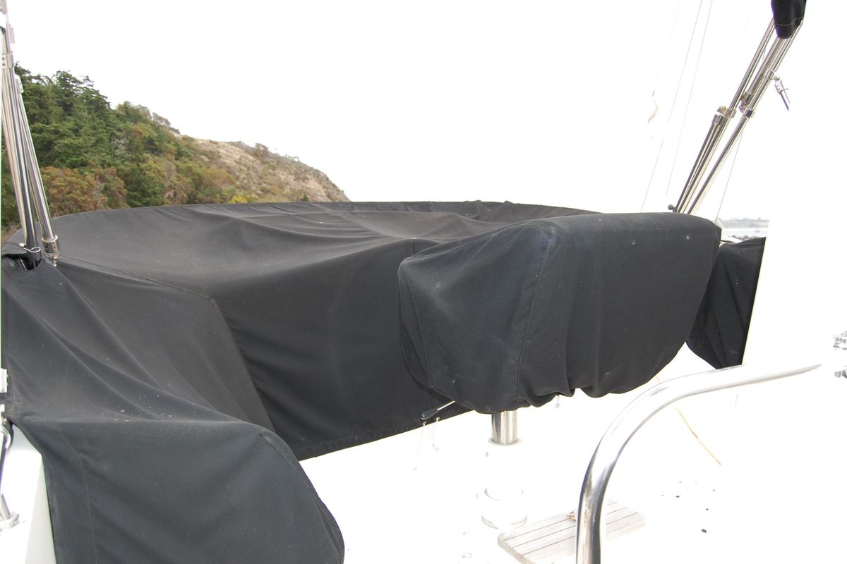 2001 Ocean Alexander 43 