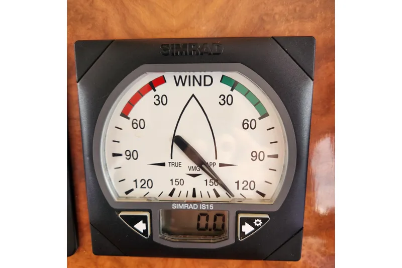 Wandering Bear Yacht Photos Pics Wind gauge on 2001 Ocean Alexander Classico yacht, displaying wind speed and direction.