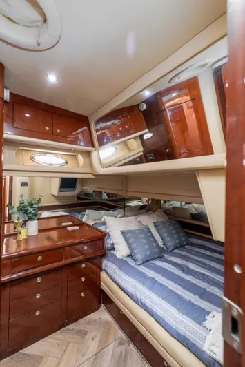  Yacht Photos Pics Luxurious cabin interior of 2002 Sea Ray 560 Sedan Bridge yacht.