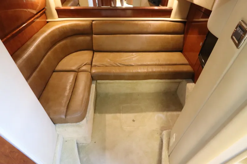  Yacht Photos Pics Luxurious leather seating area inside a 2004 Sea Ray 420 Sundancer yacht.