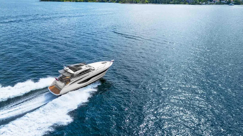 V40188 Yacht Photos Pics 