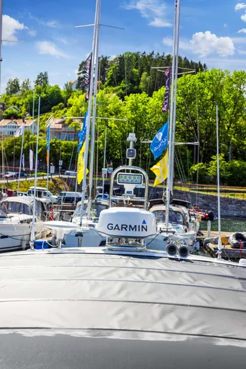 V40188 Yacht Photos Pics 