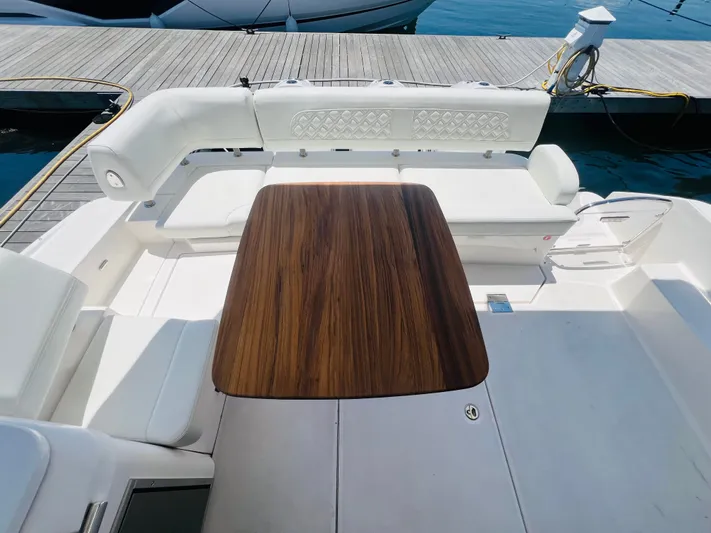  Yacht Photos Pics 2025 REGAL 42 XO - Image 30