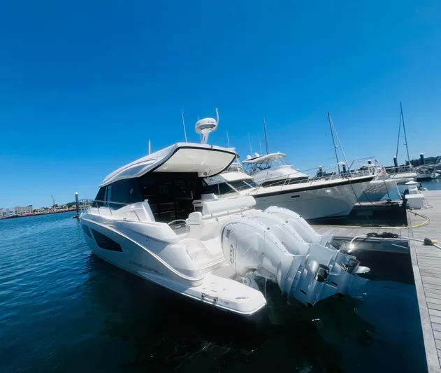  Yacht Photos Pics 2025 REGAL 42 XO - Image 2