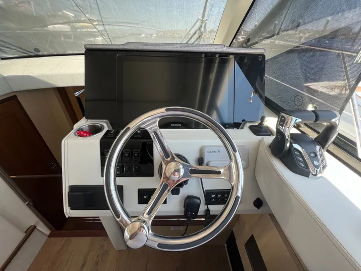  Yacht Photos Pics 2025 REGAL 42 XO - Image 16