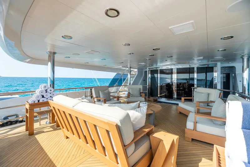 Impromptu Yacht Photos Pics 