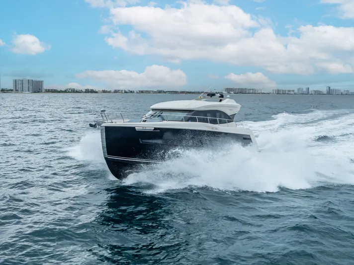 Pier Pressure Yacht Photos Pics 