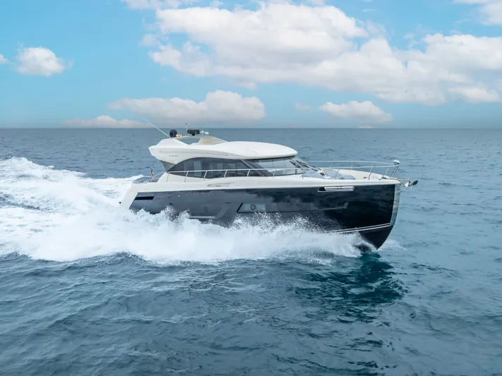 Pier Pressure Yacht Photos Pics 