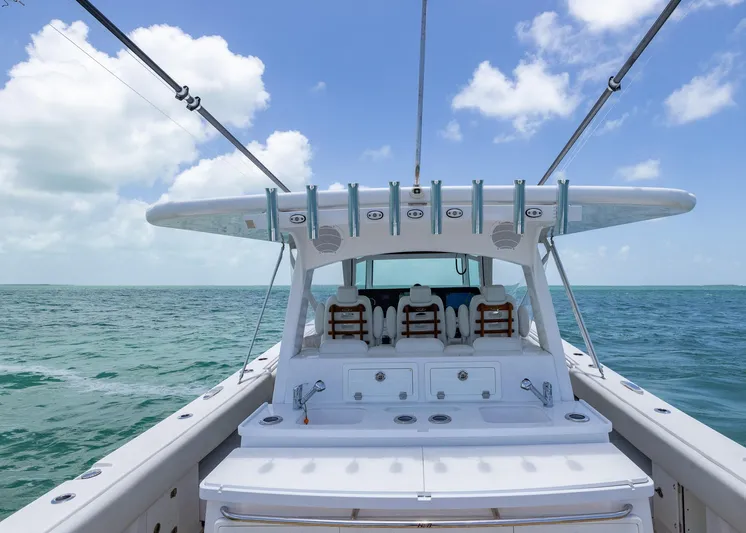  Yacht Photos Pics 2021 HCB 53 Sueños boat on open sea under clear blue sky.