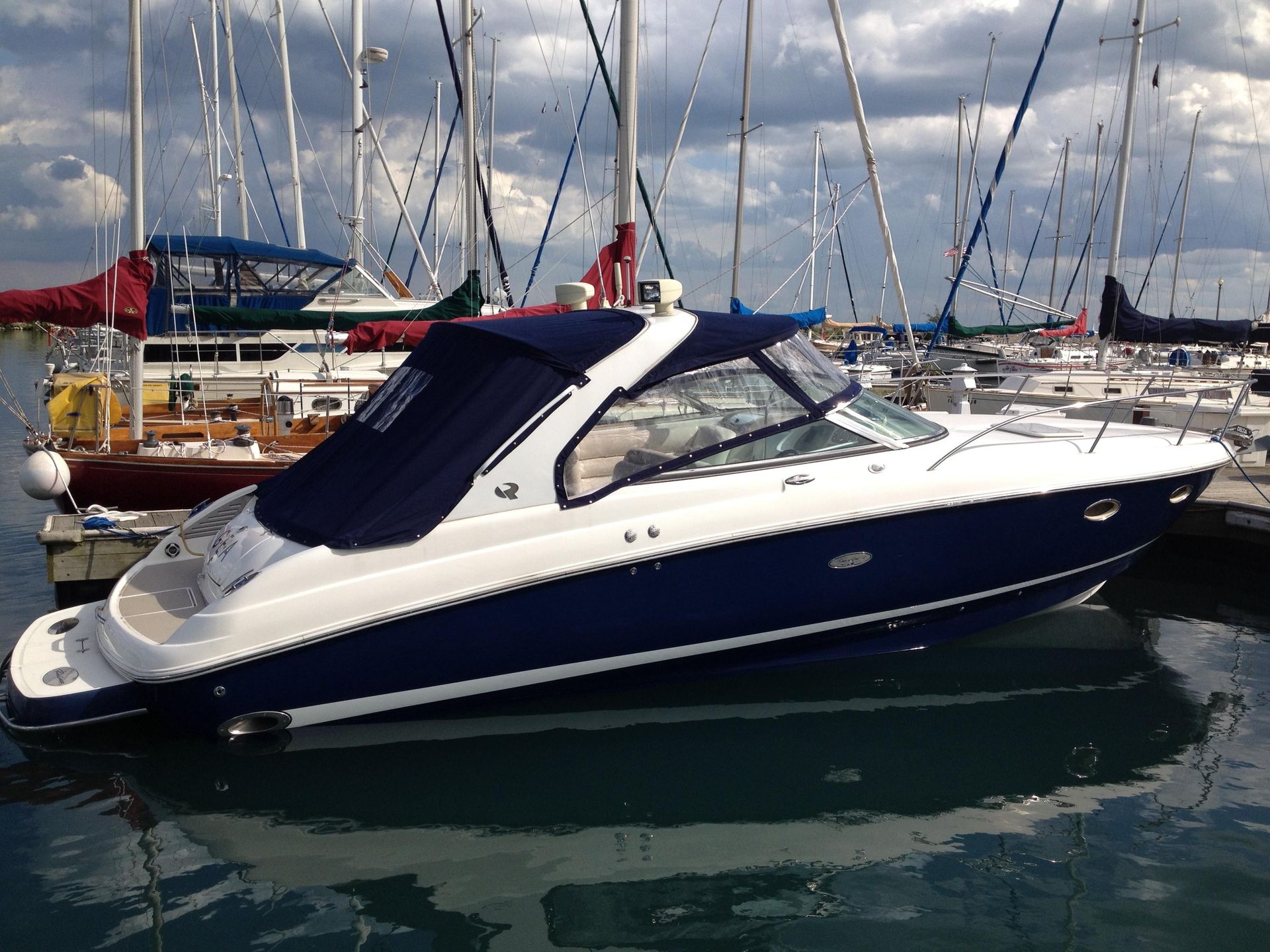 2004 Powerquest 320 Suncruiser - Weber Yachts