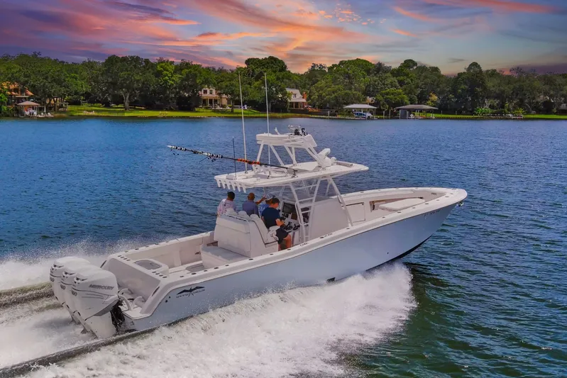  Yacht Photos Pics 2020 Invincible 39 Open Fisherman Profile