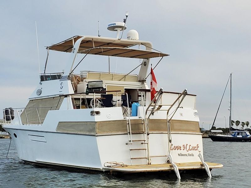 1988 Ocean Alexander 42 Double Cabin