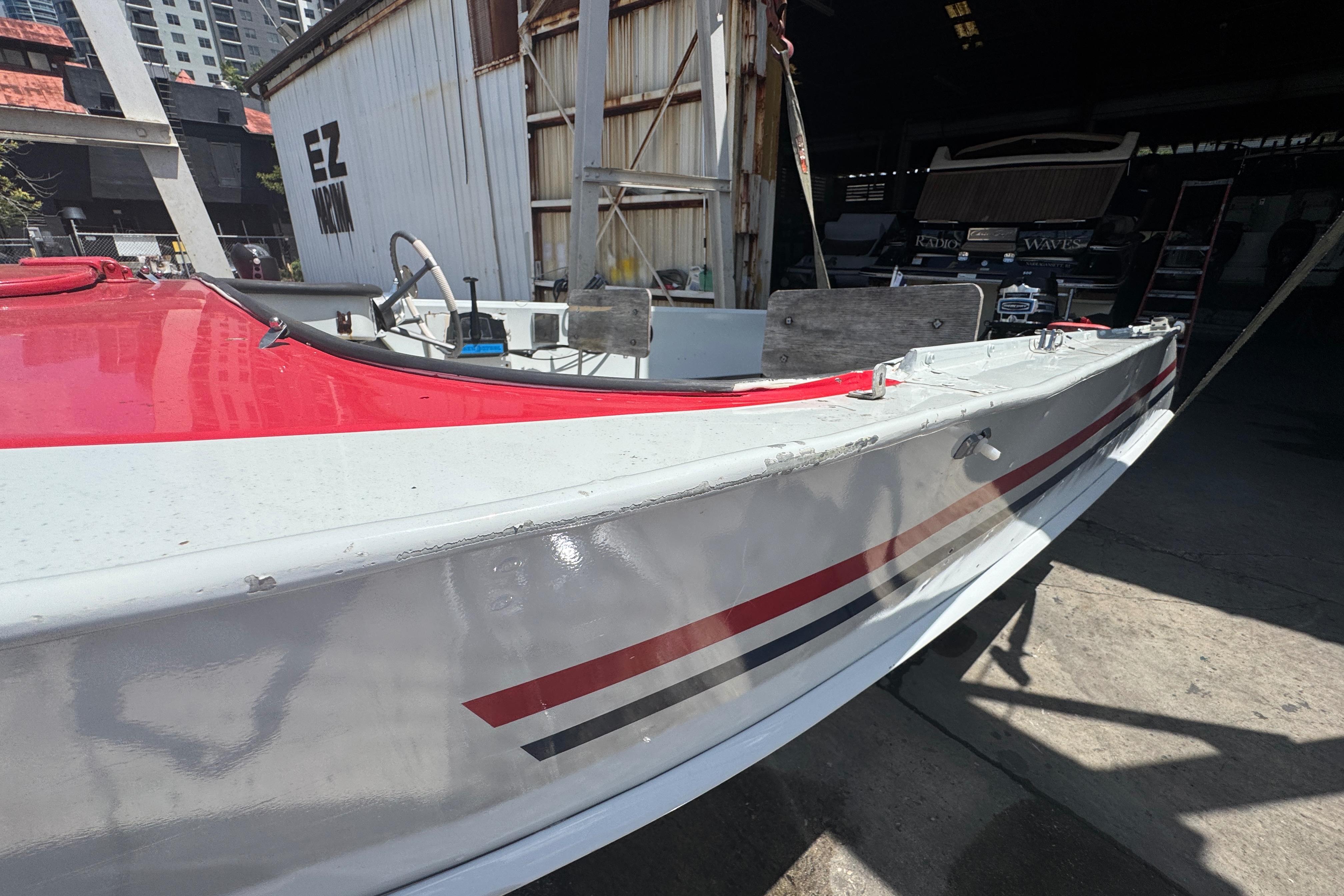 Crestliner Wildwood 19