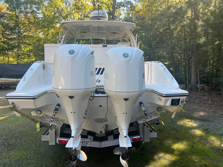 Pursuit Yacht Photos Pics Pursuit DC 295 Dual Console