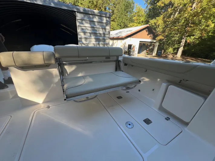 Pursuit Yacht Photos Pics Pursuit DC 295 Dual Console