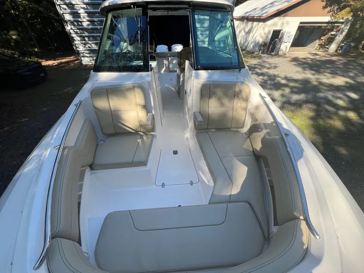 Pursuit Yacht Photos Pics Pursuit DC 295 Dual Console