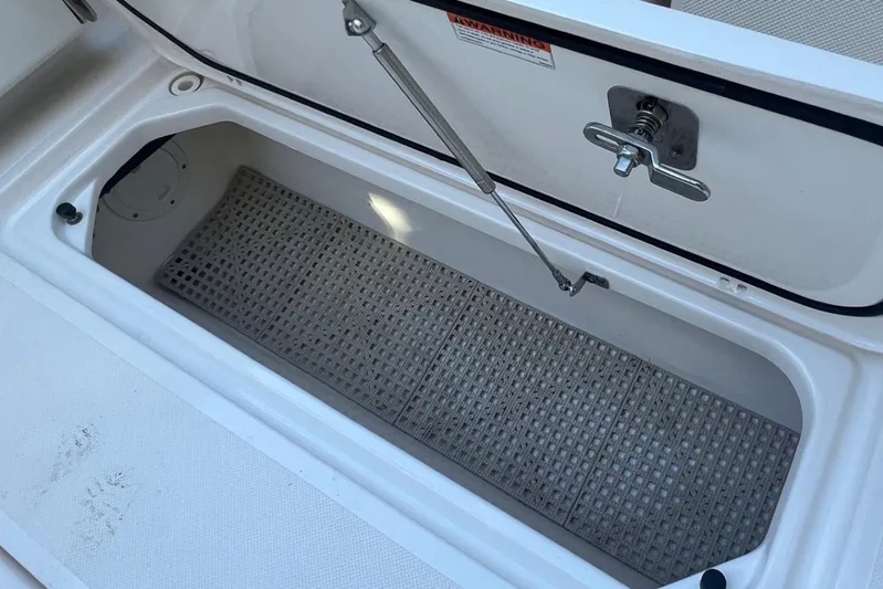 Pursuit Yacht Photos Pics Pursuit DC 295 Dual Console