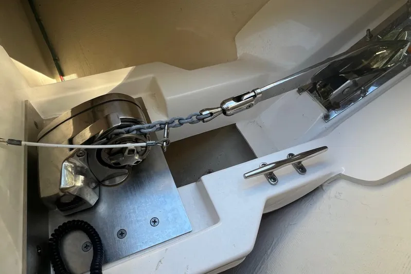 Pursuit Yacht Photos Pics Pursuit DC 295 Dual Console