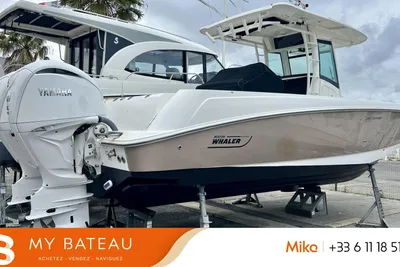 2010 Boston Whaler 320 Outrage