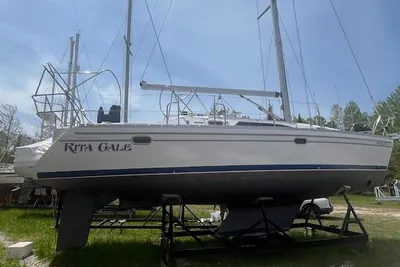 Catalina 355