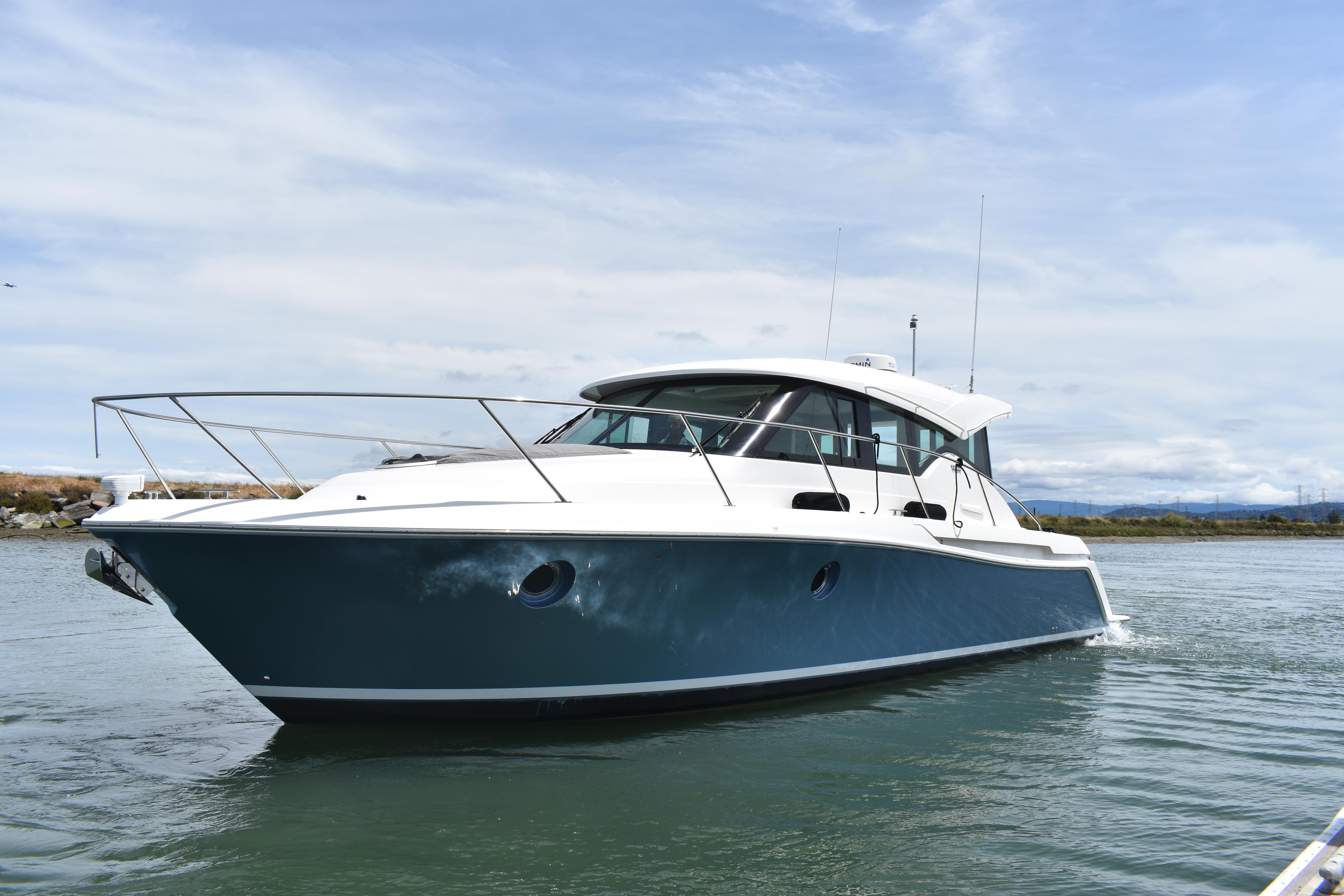 Yachts for Sale Used Boats New Boats and Yacht Brokers at YachtWorld