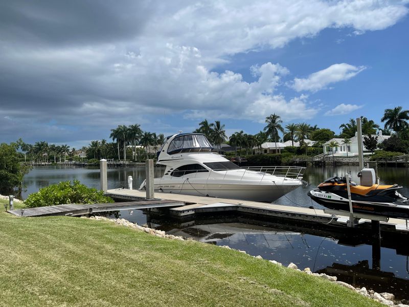 2005 Sea Ray 420 Sedan Bridge