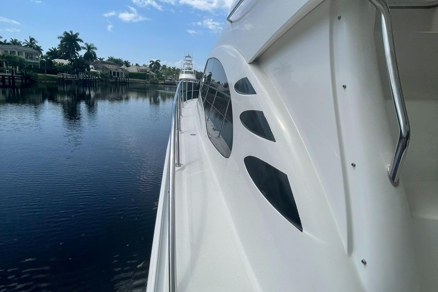 2005 Sea Ray 420 Sedan Bridge