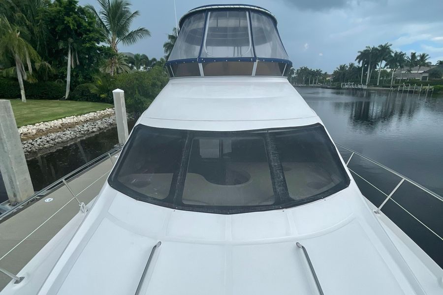 2005 Sea Ray 420 Sedan Bridge