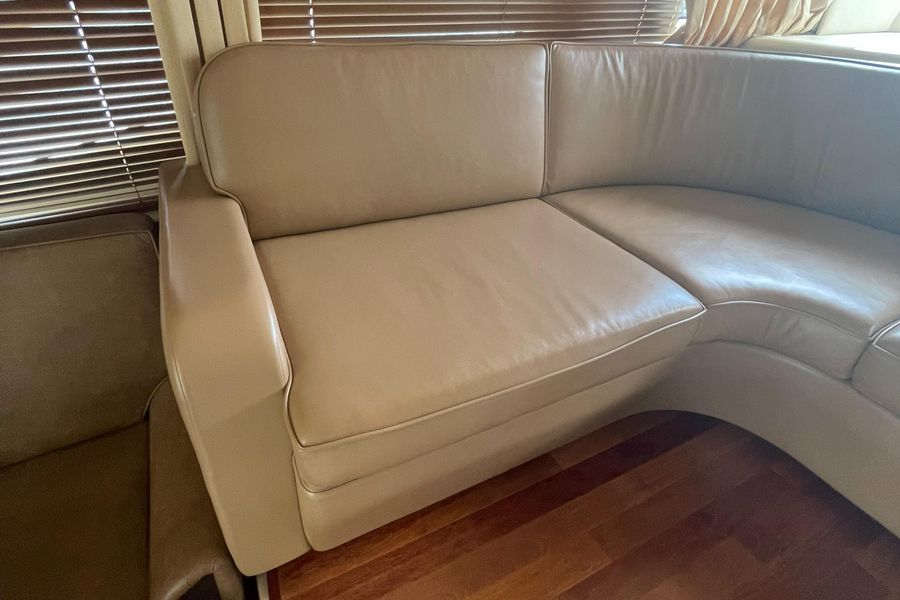 2005 Sea Ray 420 Sedan Bridge