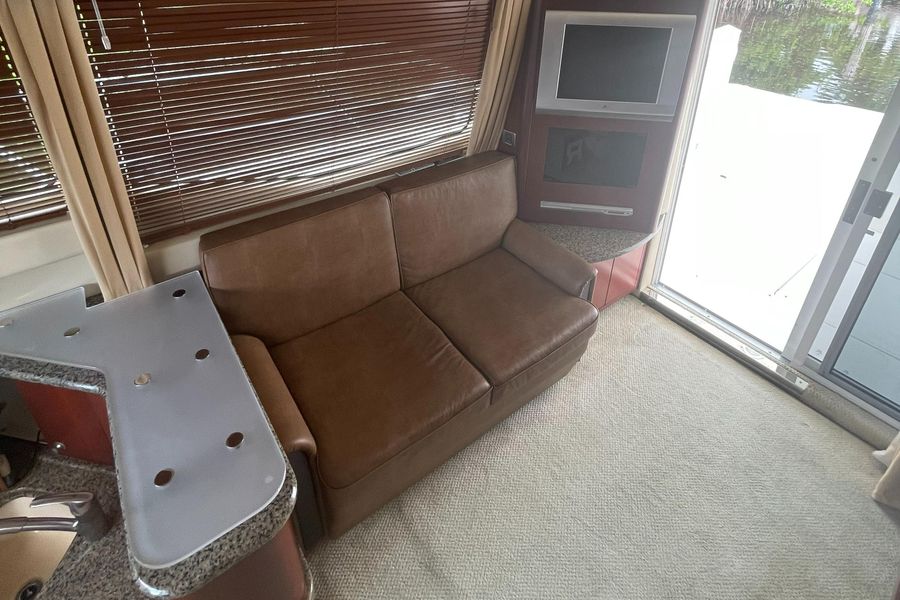 2005 Sea Ray 420 Sedan Bridge