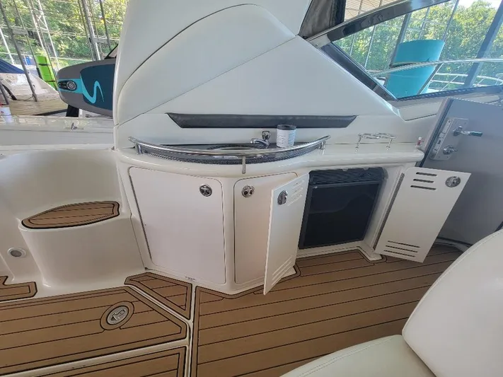  Yacht Photos Pics Wet Bar Refrigerator