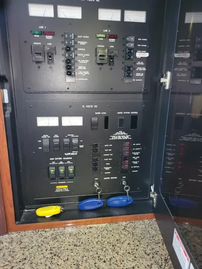  Yacht Photos Pics Electric Panel