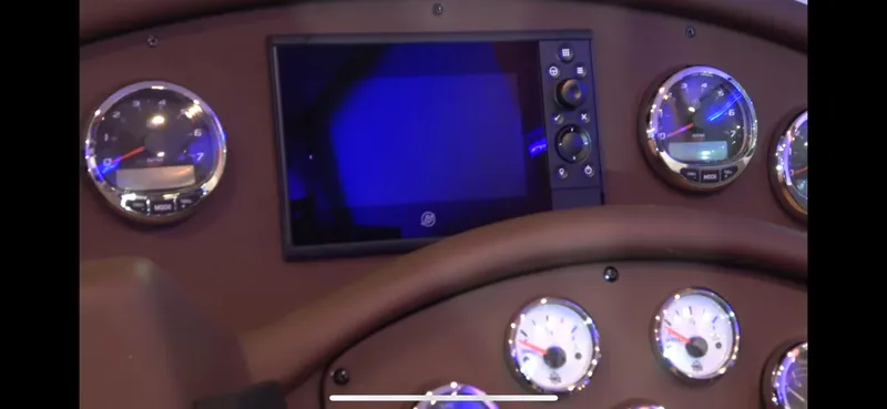 1676 Yacht Photos Pics 