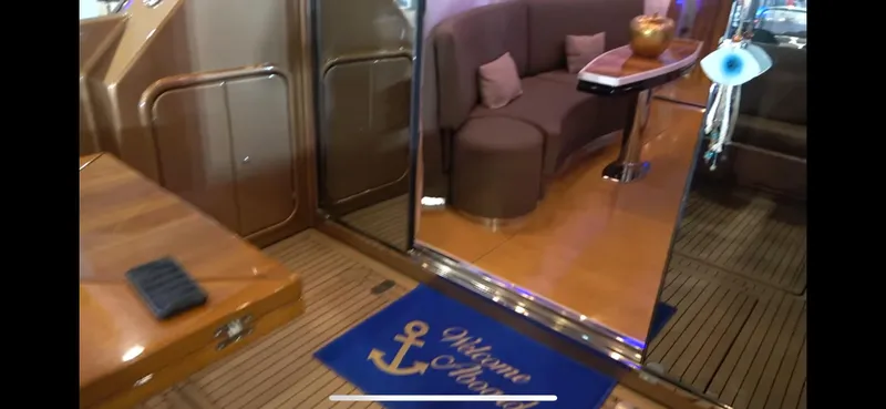 1676 Yacht Photos Pics 