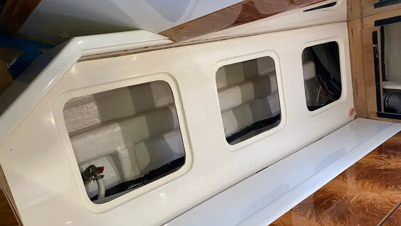 1676 Yacht Photos Pics 