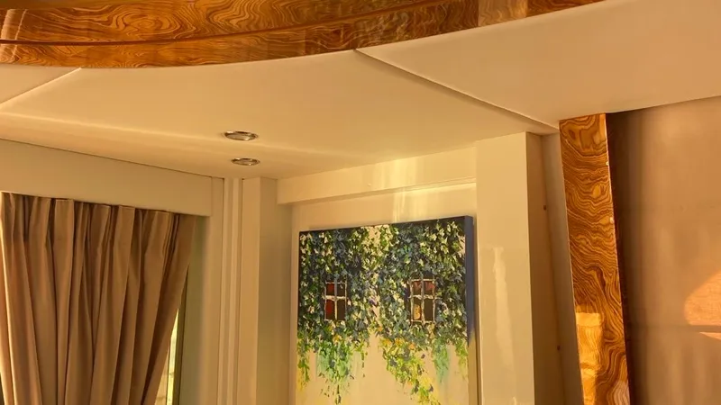 1676 Yacht Photos Pics 