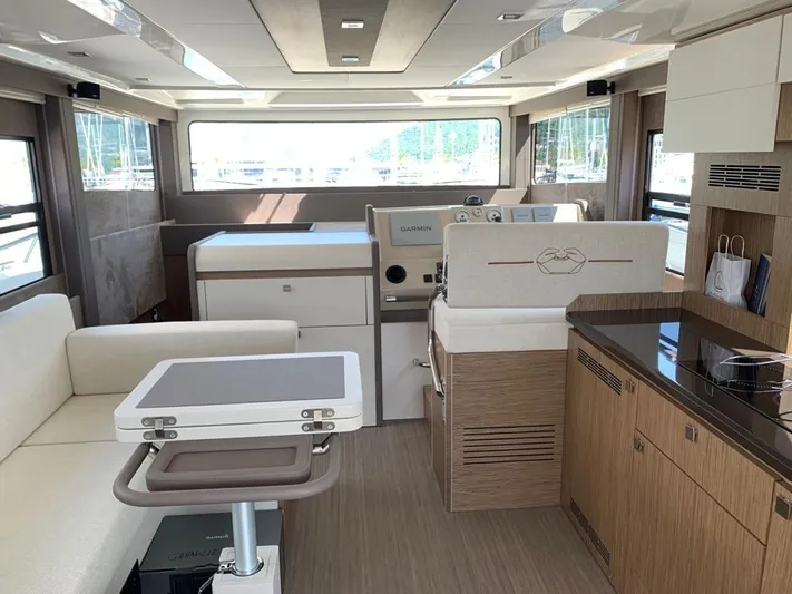 Venus Yacht Photos Pics 