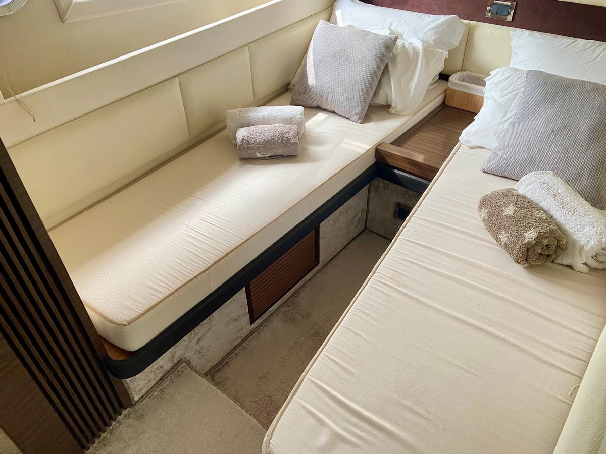 2012 Azimut 56 