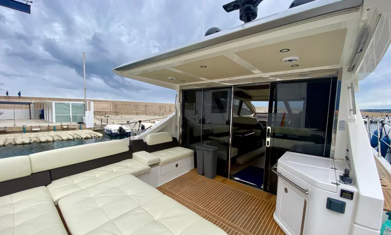  Yacht Photos Pics Luxurious 2012 Azimut 55S yacht with spacious deck and modern interior design.