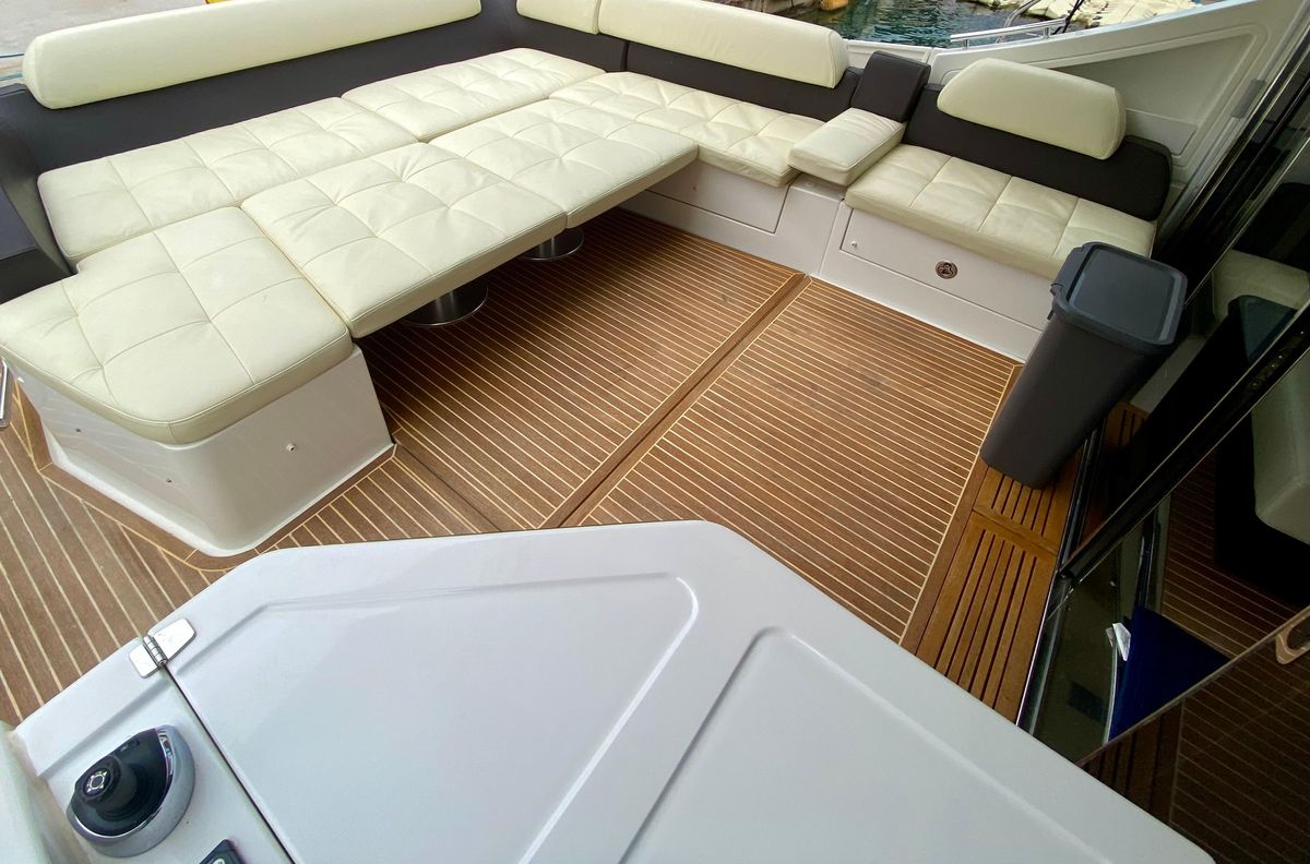 2012 Azimut 56 