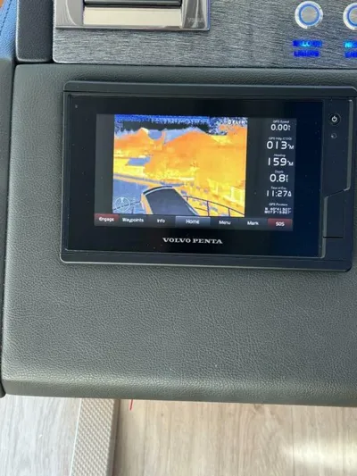 Happy Ours Yacht Photos Pics 2019 Riviera 5400 Sport Yacht - Image 23