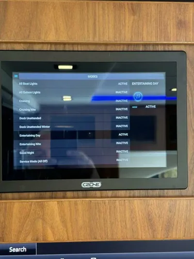 Happy Ours Yacht Photos Pics 2019 Riviera 5400 Sport Yacht - Image 22