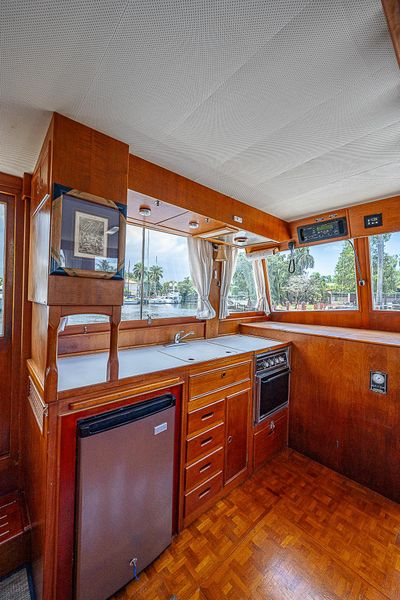 1994 Grand Banks 46 Motoryacht